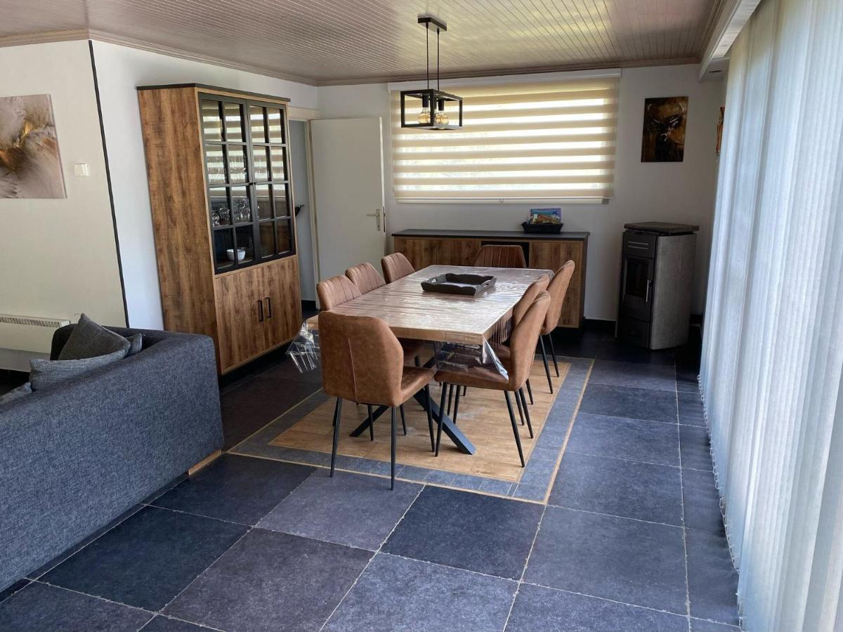 Luxurious Holiday Home With Jacuzzi Filly Exterior photo